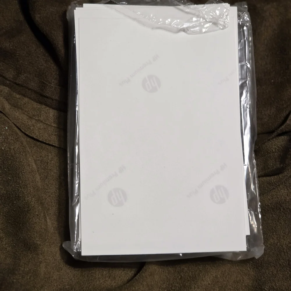 HP Premium Plus Photo Paper - Black and White Packaging